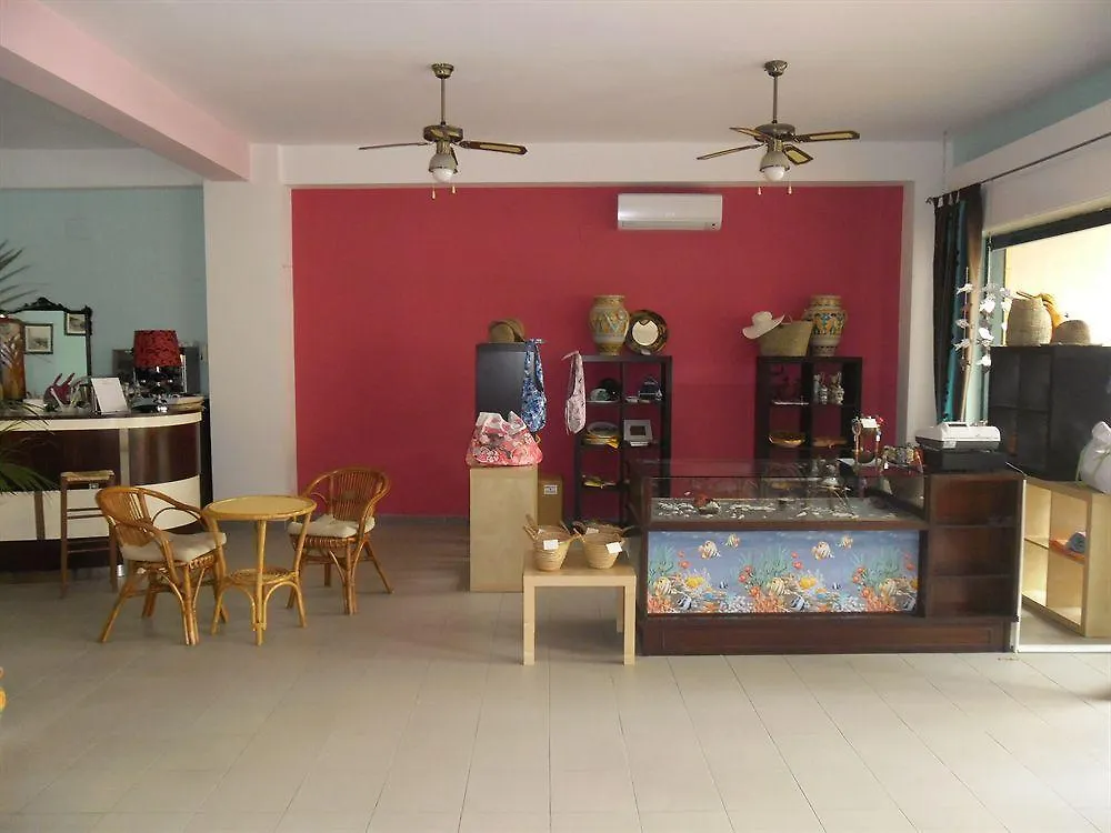 Hotel Donna Rosa SantʼAlessio Siculo