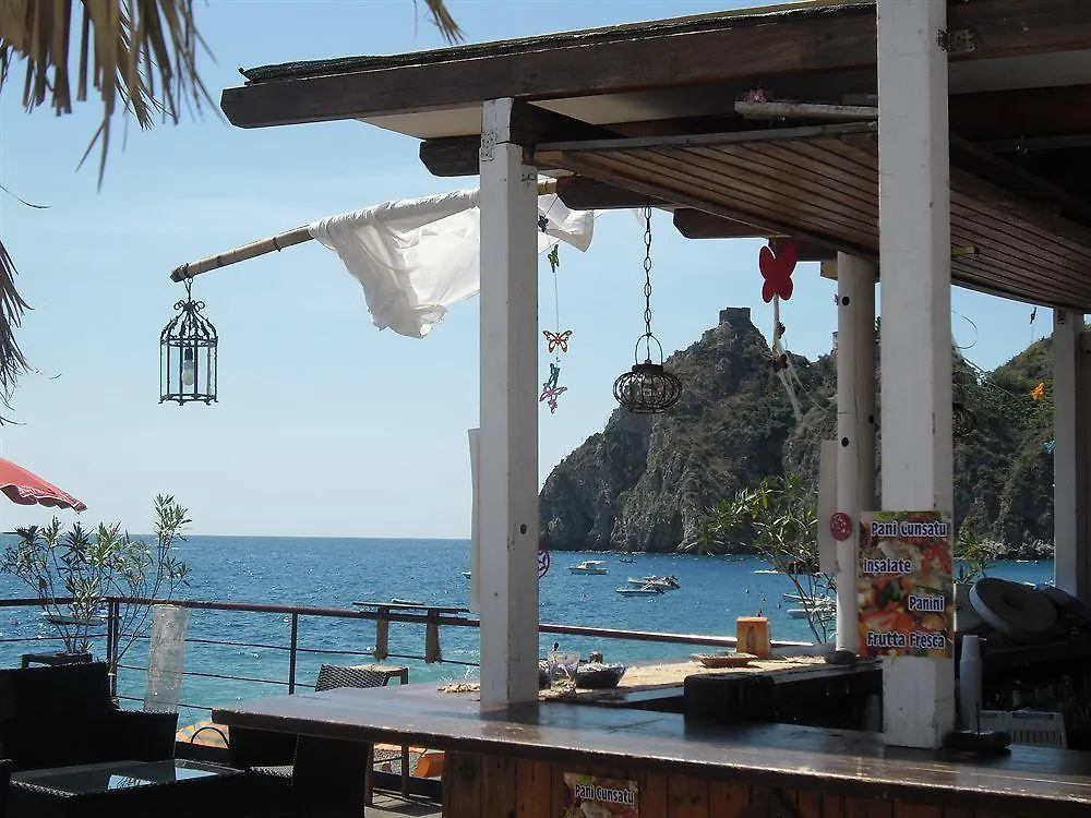 Hotel Donna Rosa SantʼAlessio Siculo