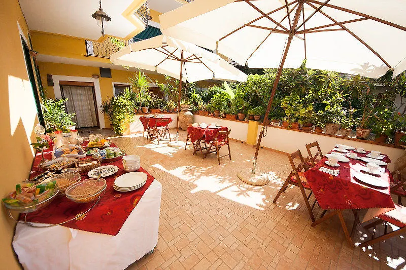 ***  Hotel Donna Rosa SantʼAlessio Siculo Italien